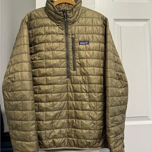 Patagonia Men’s Size Medium Nano Pullover Half Zip jacket Sage Khaki